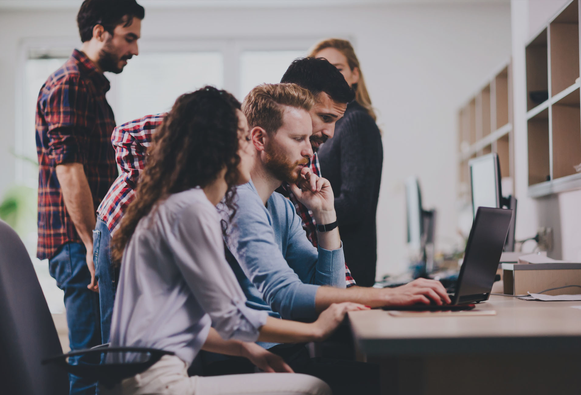 Programiści pracujacy nad legacy code